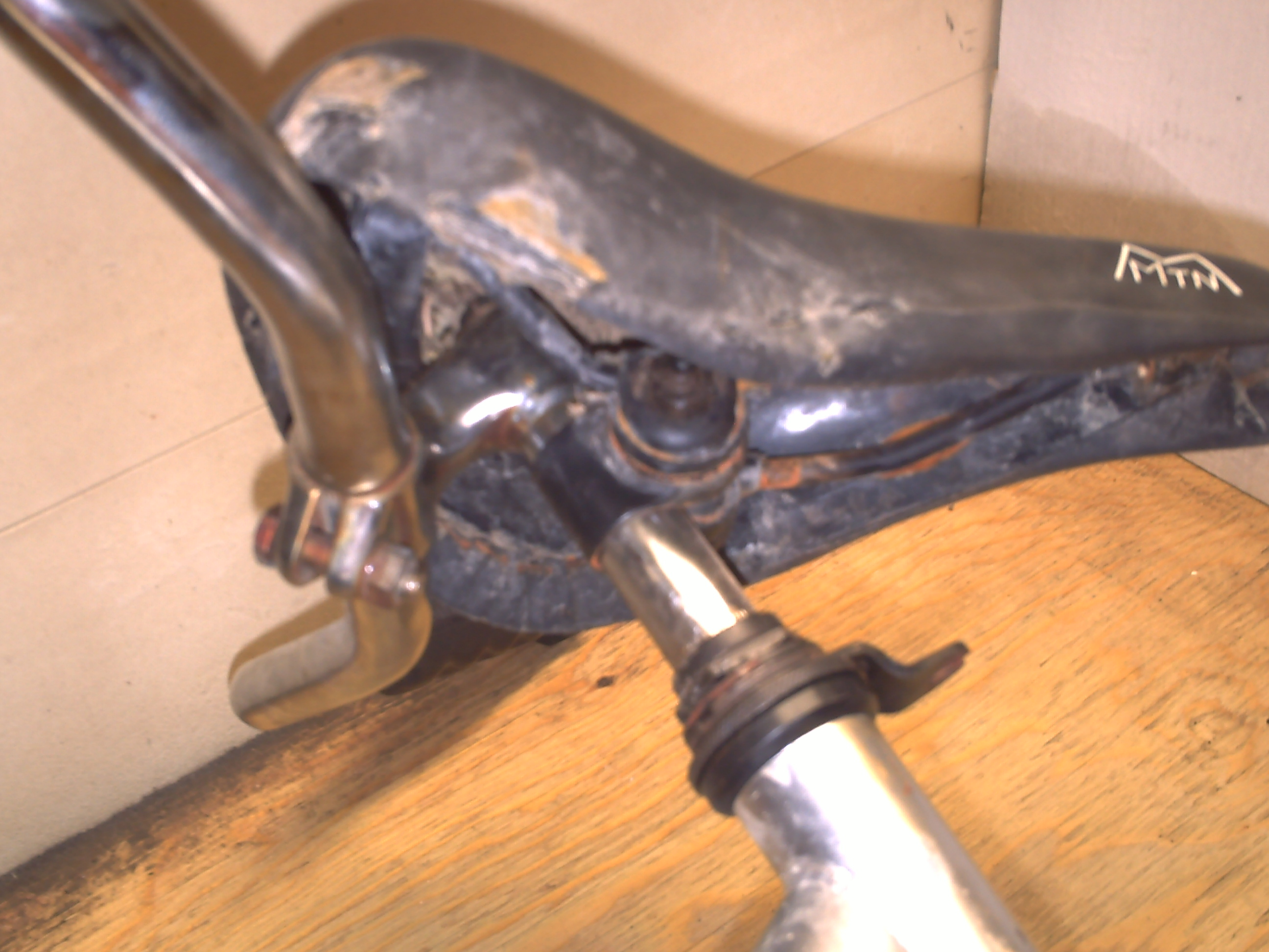 seat mount 2.jpg