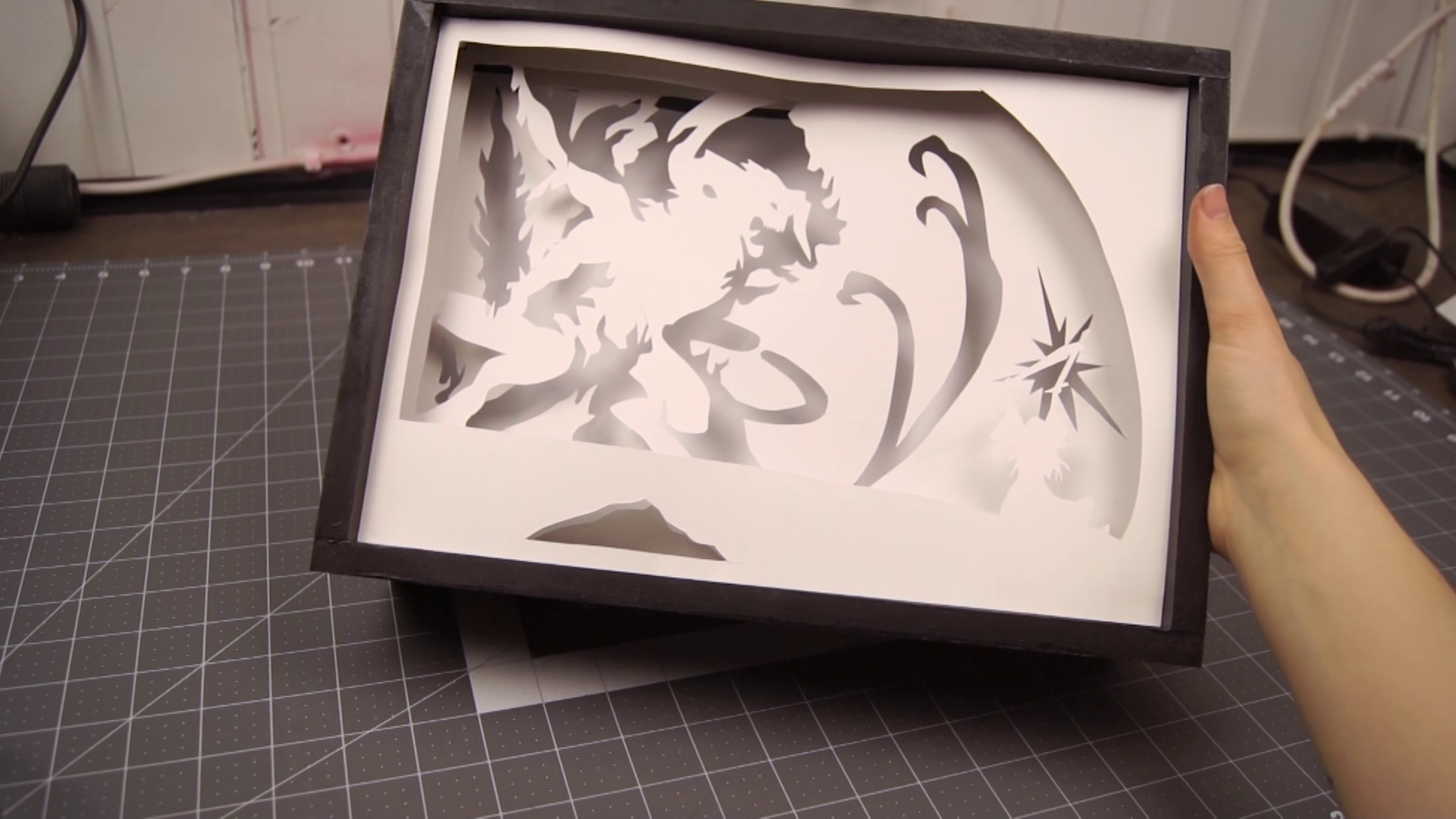 shadow-box-gandalf-balrog-lotr-lamp-light-paper-craft-2017-04-24-09h54m06s21.png
