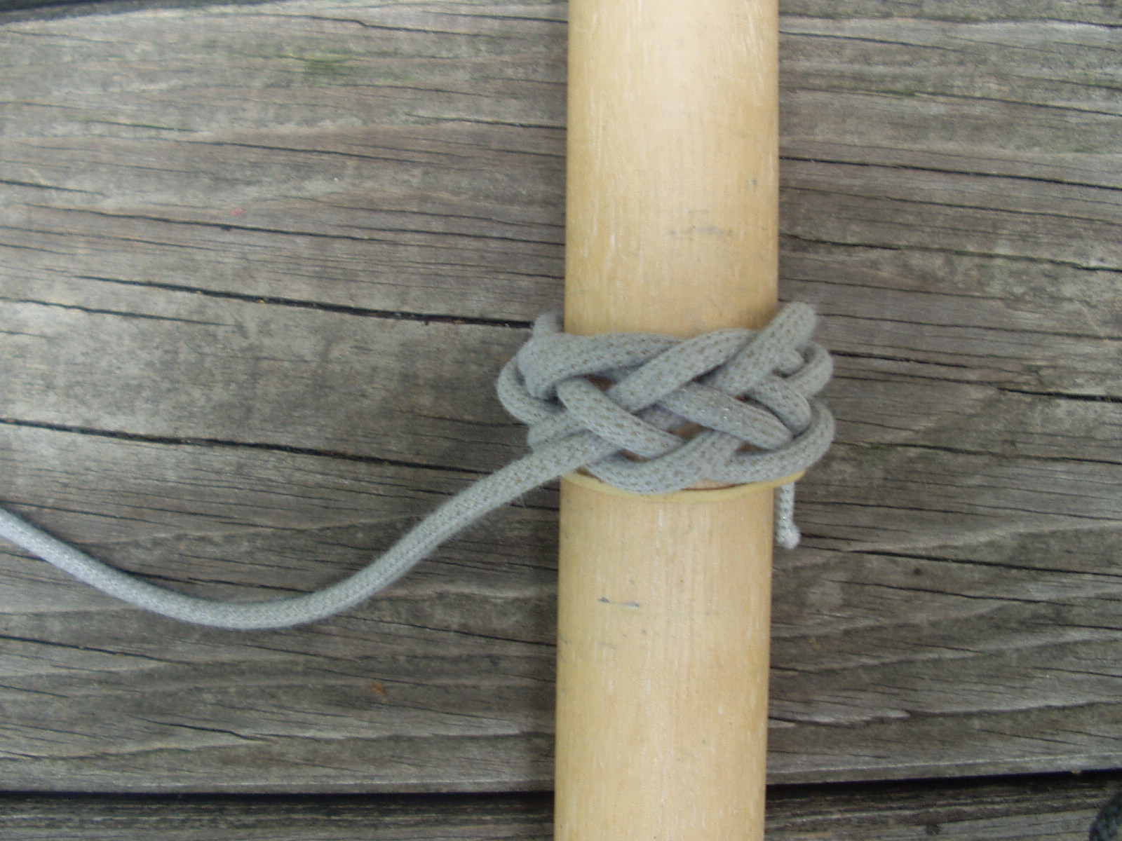 side button knot 010.JPG