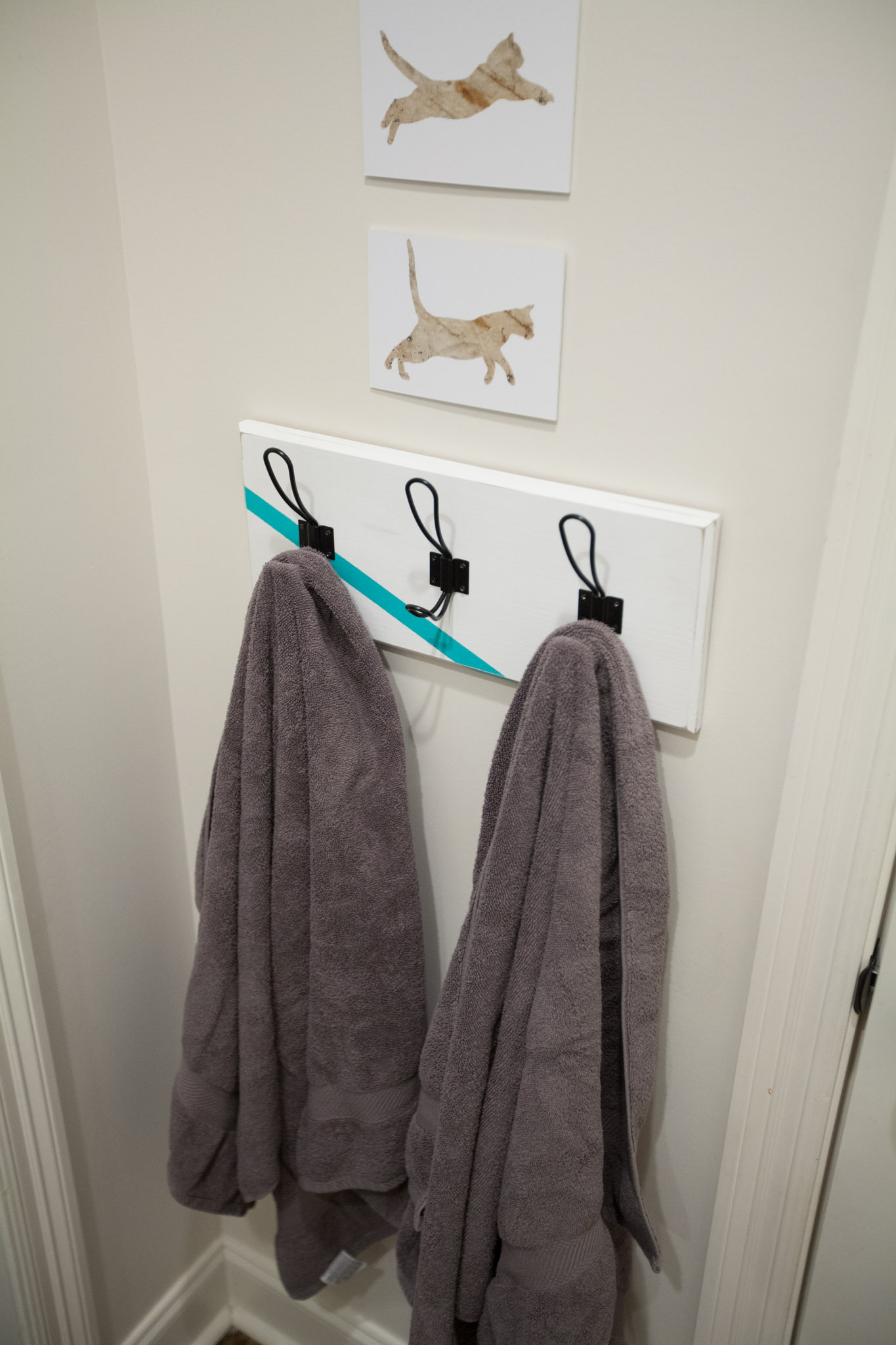 simple-towel-hanger-8.jpg