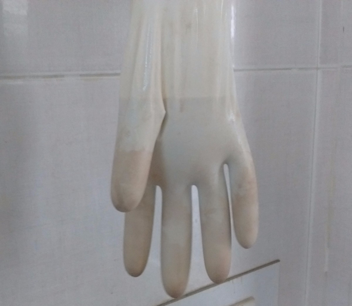 simple_pop_hand_keyholder_4_x3.jpg