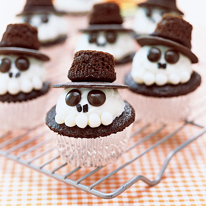 skeleton-cupcakes-ay-1875466-x.jpg