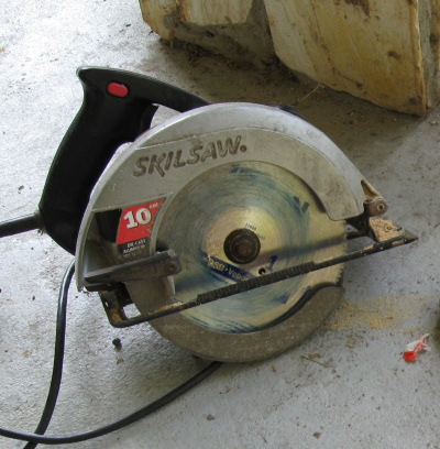 slide-supplies-saw.jpg