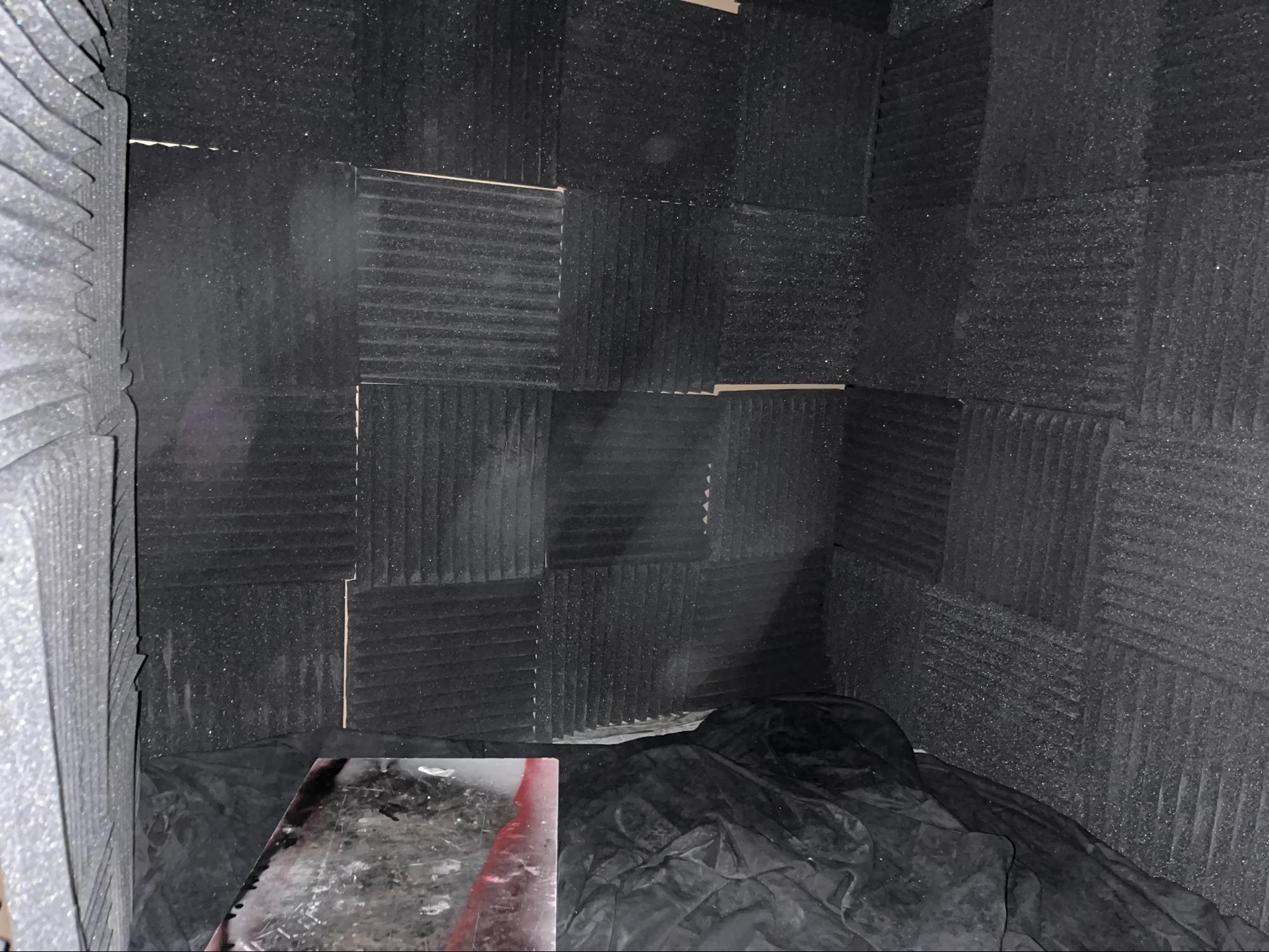 soundproof room.jpg