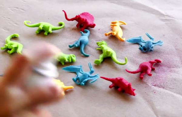 spraying-toys.png