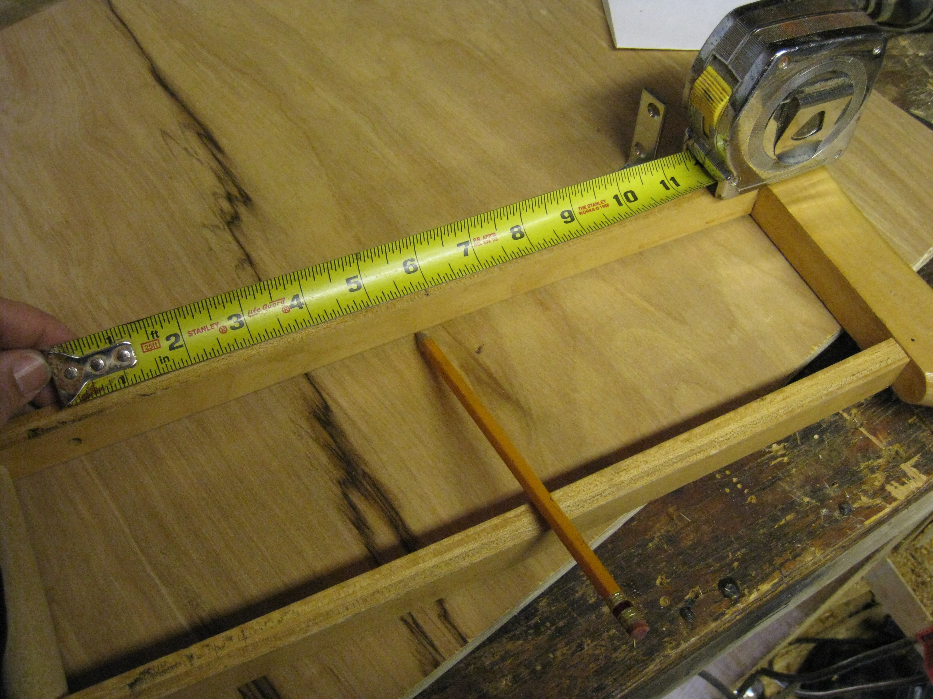 stand 7 measure top.JPG