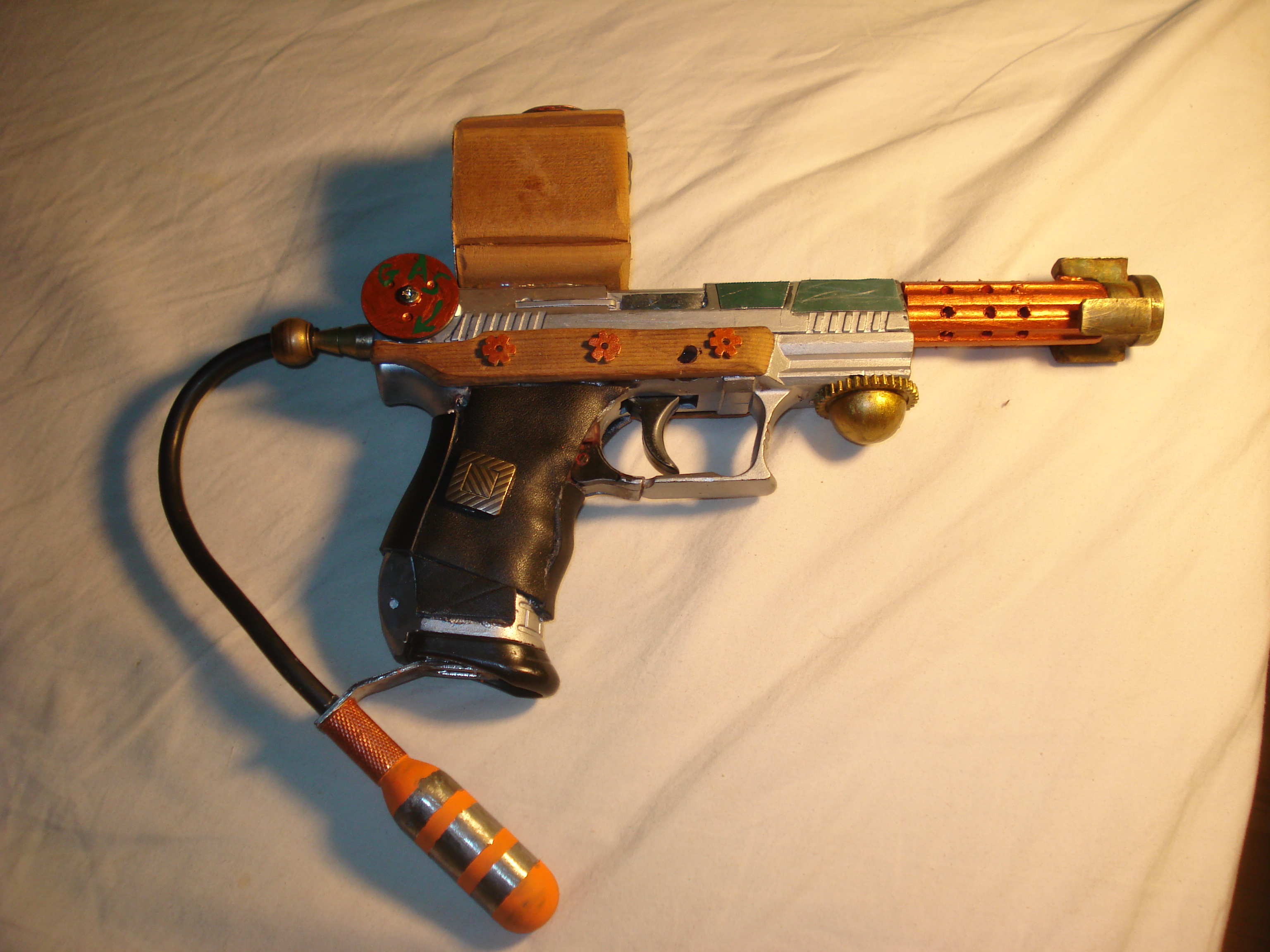 steampunk gun 012.jpg