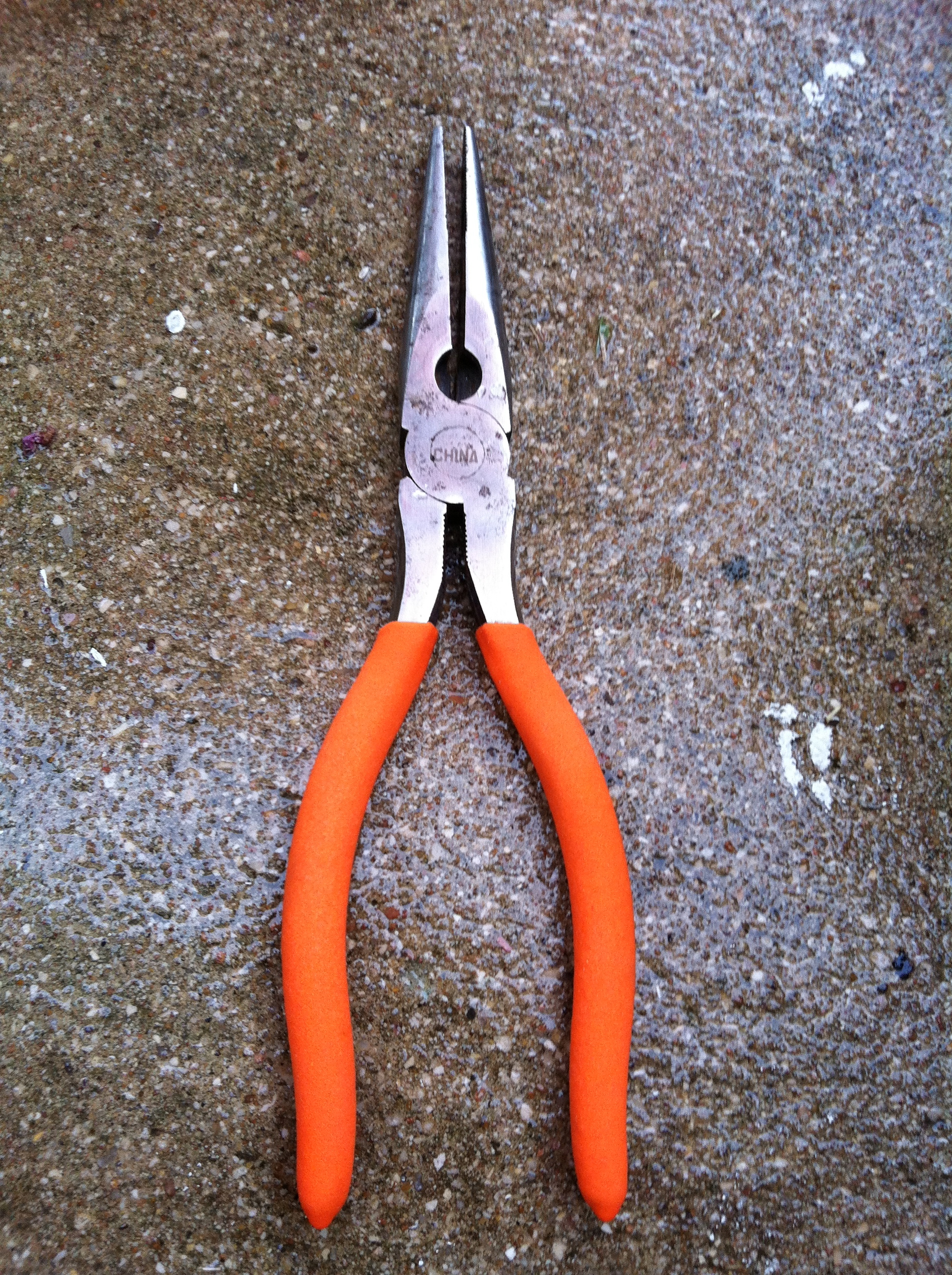 step1pliers.jpg