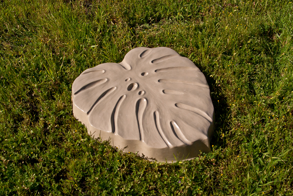 store_stepping_stone_leaf_01.jpg