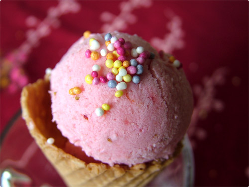 strawberry-ice-cream-1.jpg