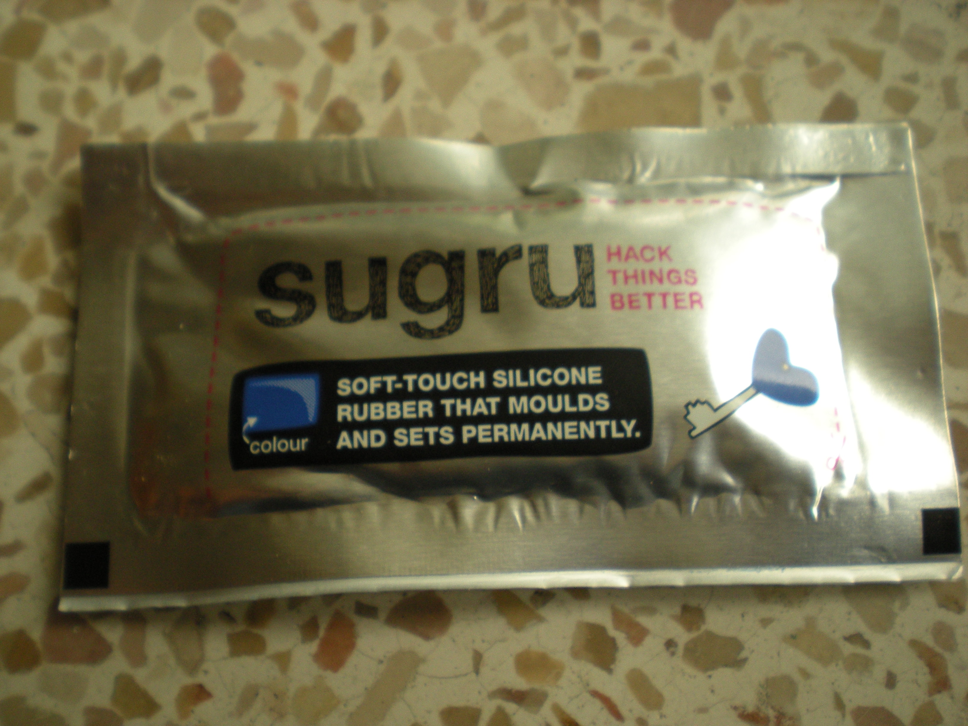 sugru battery 001.jpg