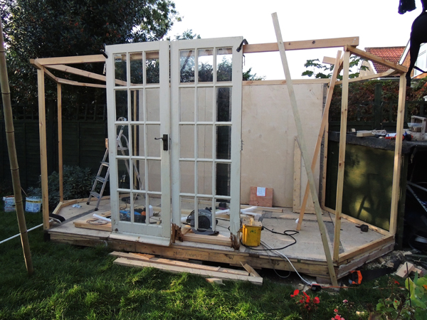 summerhouse-main-casing-frame_21152269313_o.jpg