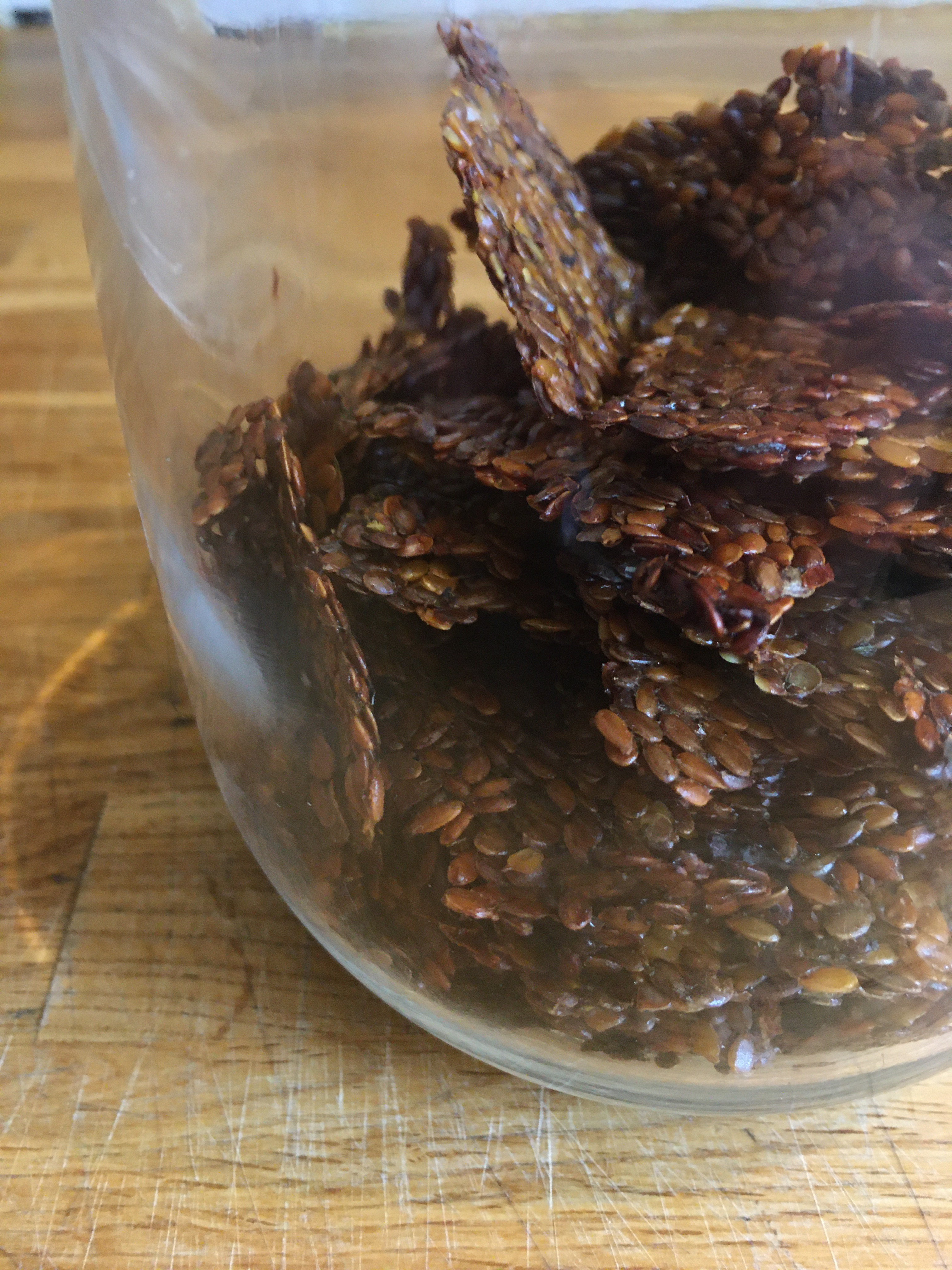 sundried tomato and pesto flax seed crackers.JPG