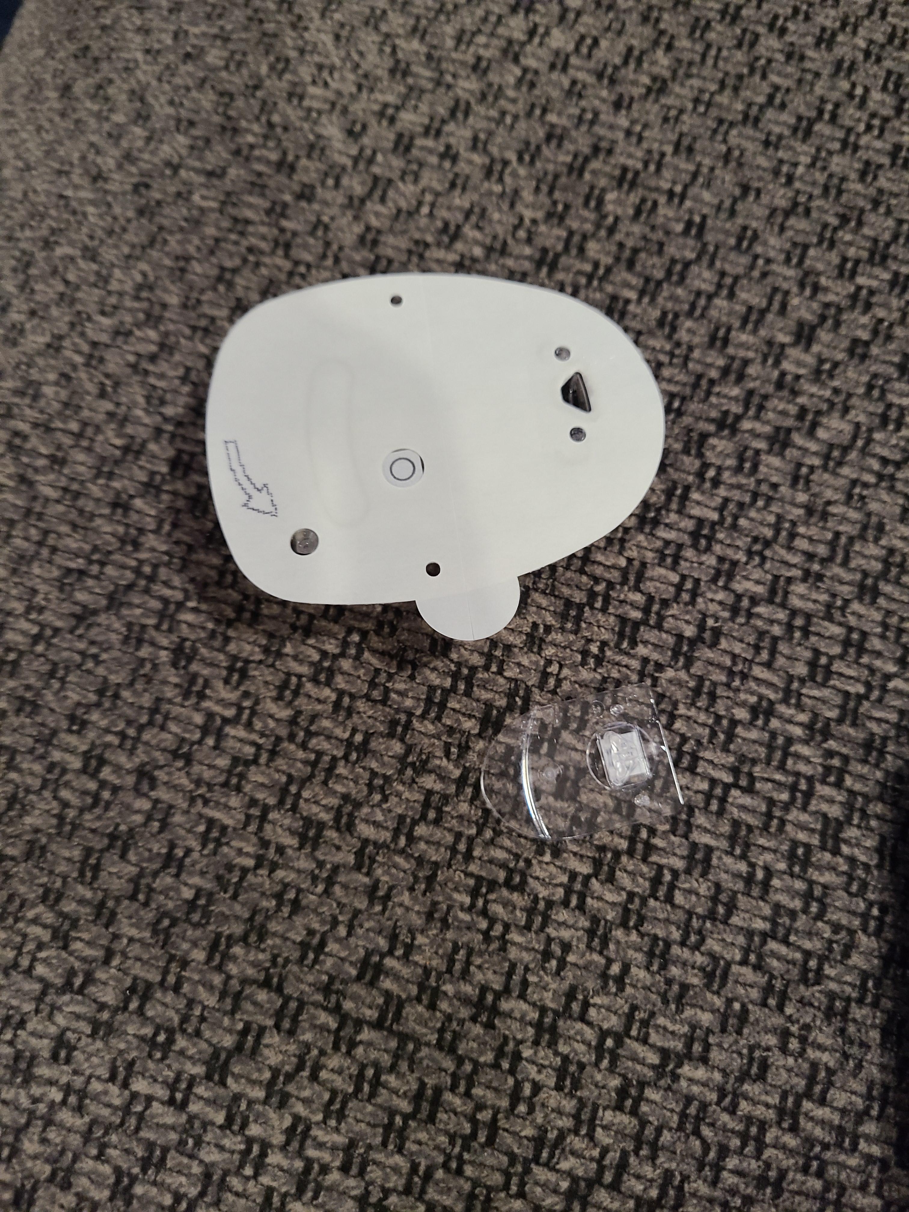 take off plastic thingy.jpg