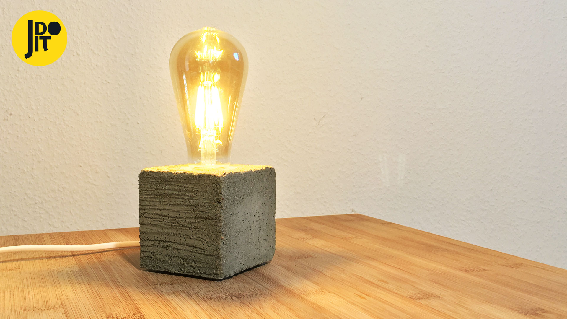 thumbnail-jdi-concrete-lamp.jpg