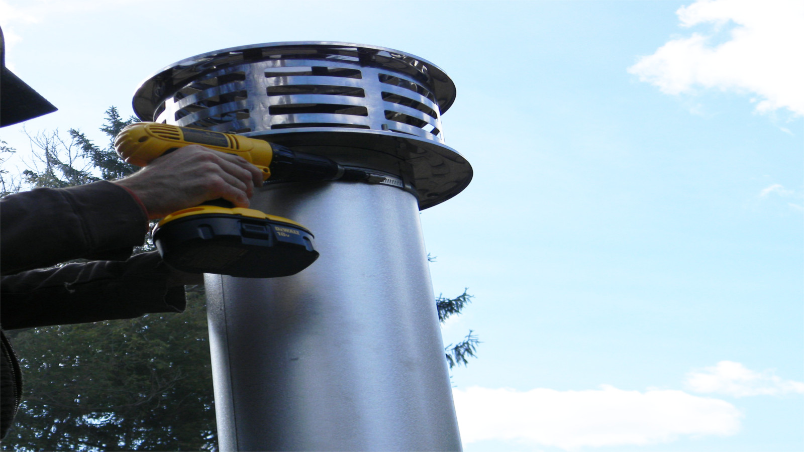 tighten-chimney-cap.jpg