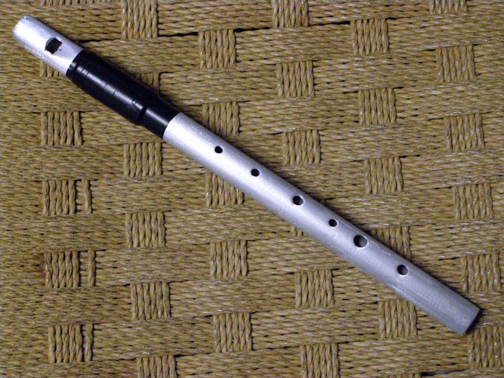 tinwhistle.JPG