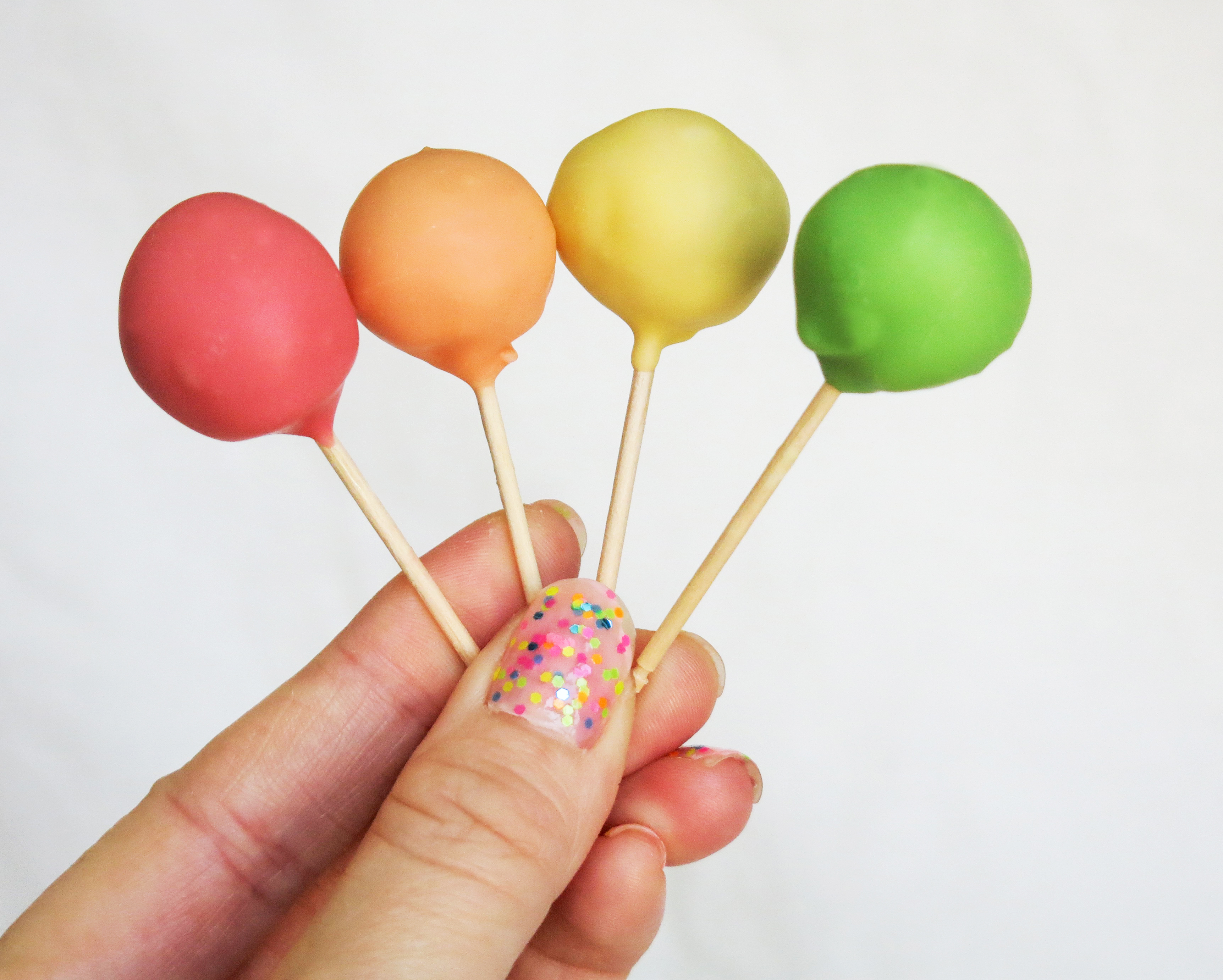 tiny cake pops-33.jpg