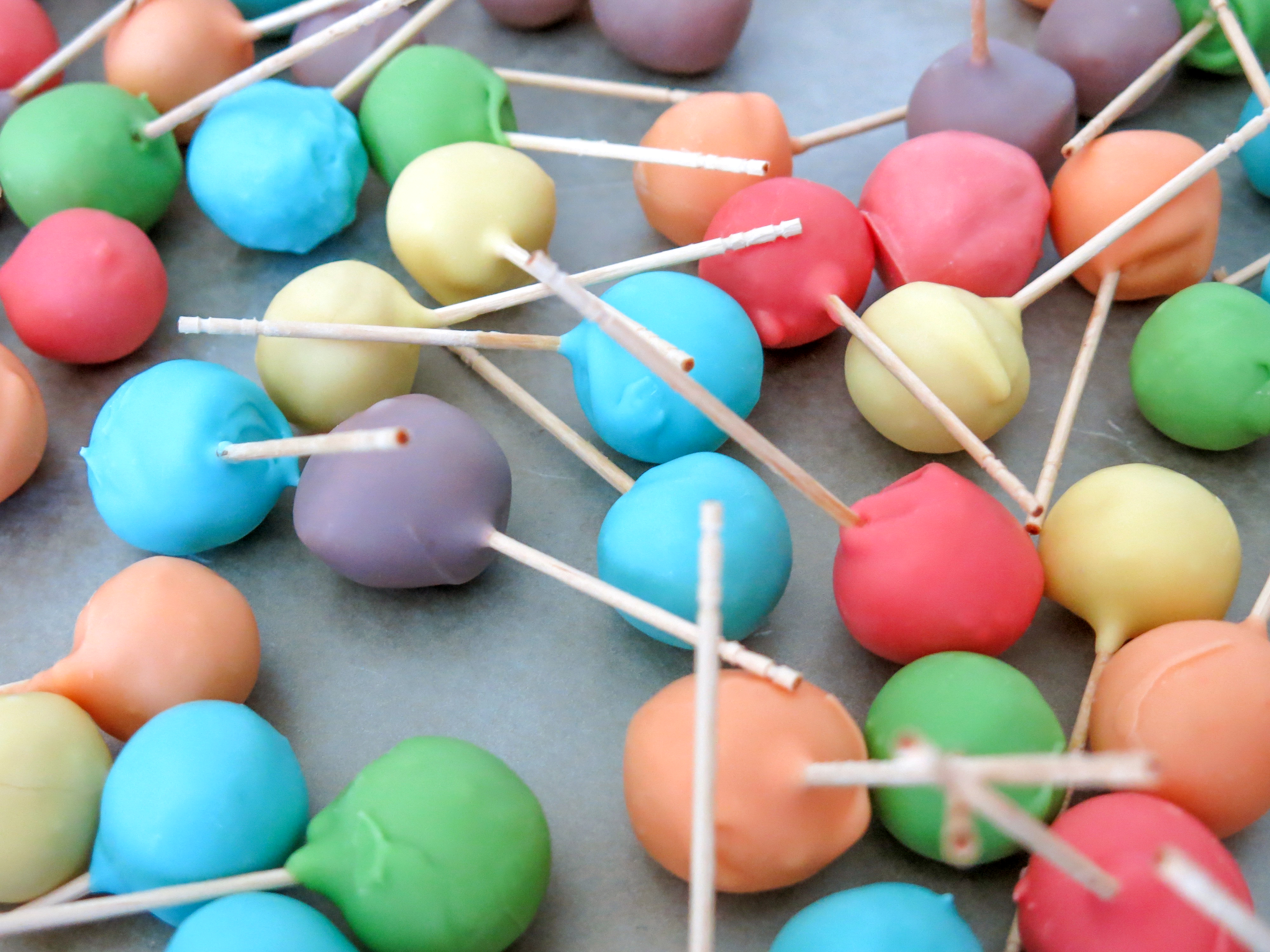 tiny cake pops-54.jpg