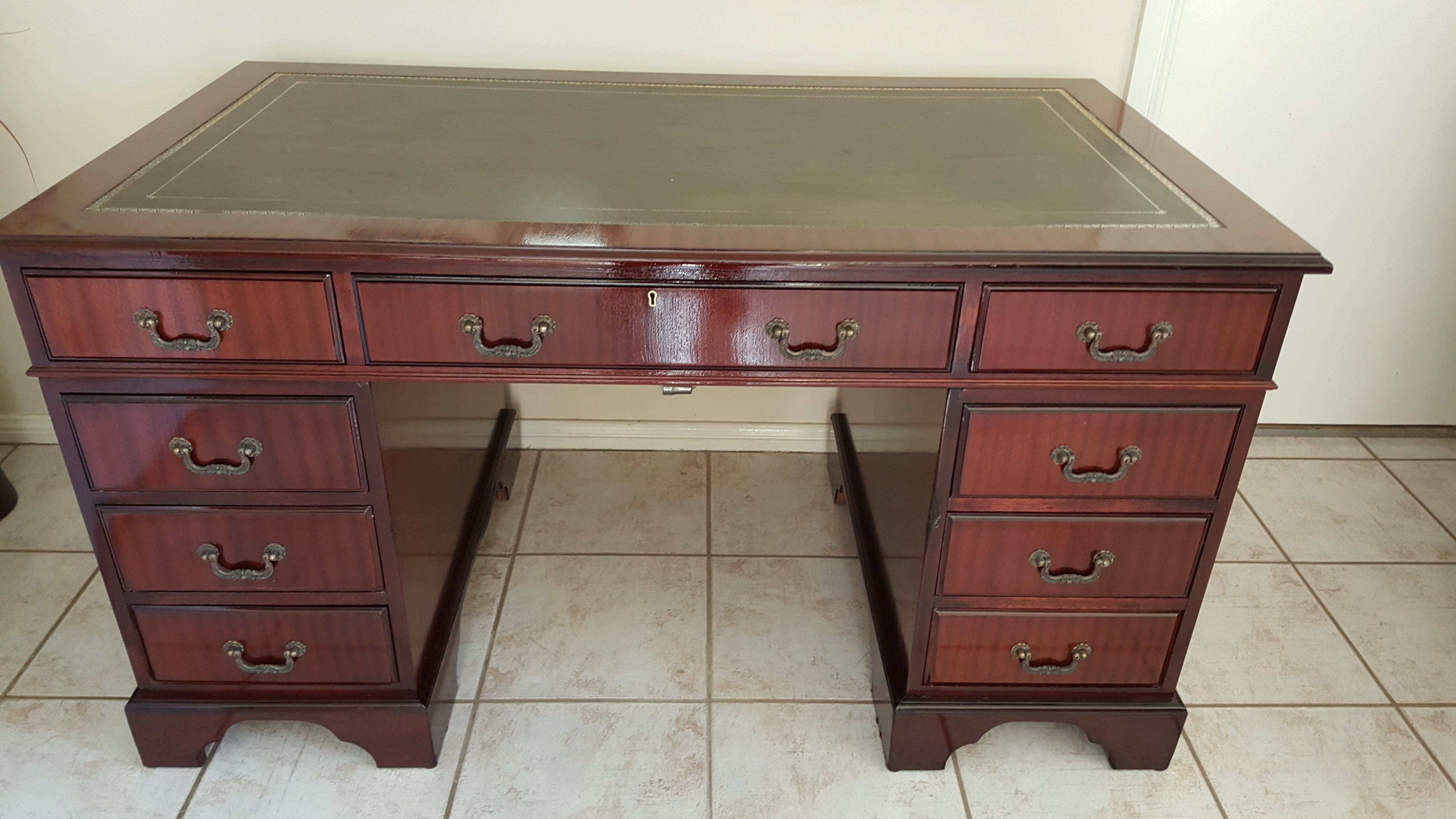 tips to restore a leather top desk (4).jpg