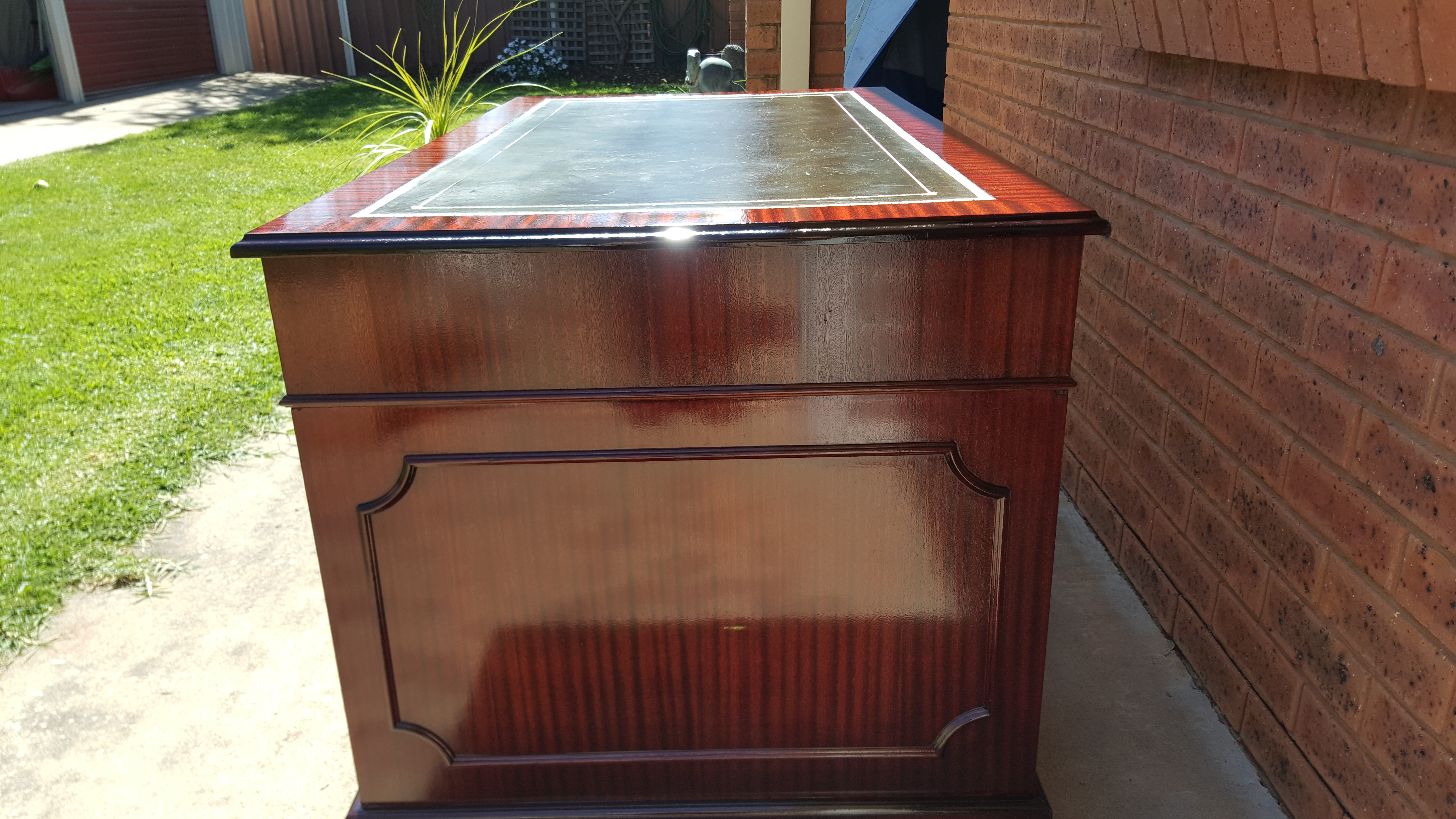 tips to restore a leather top desk (60).jpg