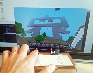 tn2-minecraft-controller-custom-with-grovepi-and-raspberry-pi.jpg