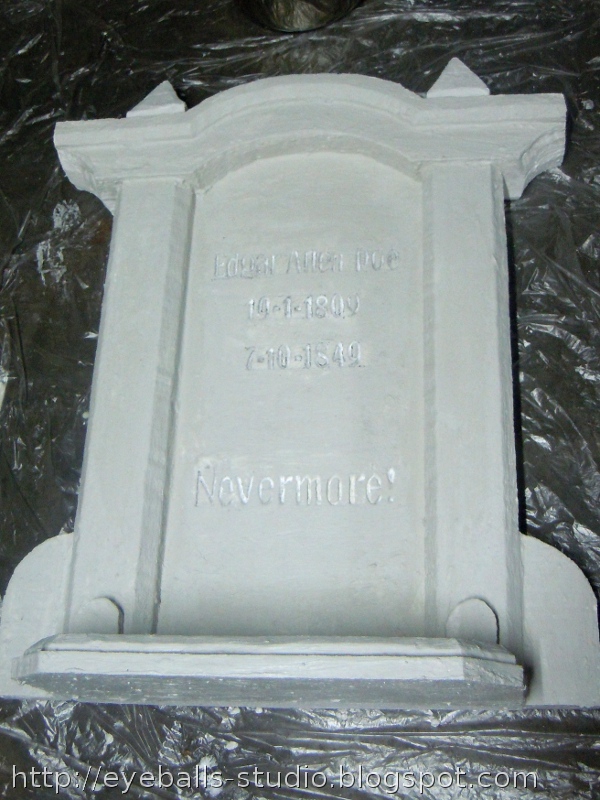 tombstone_14.jpg