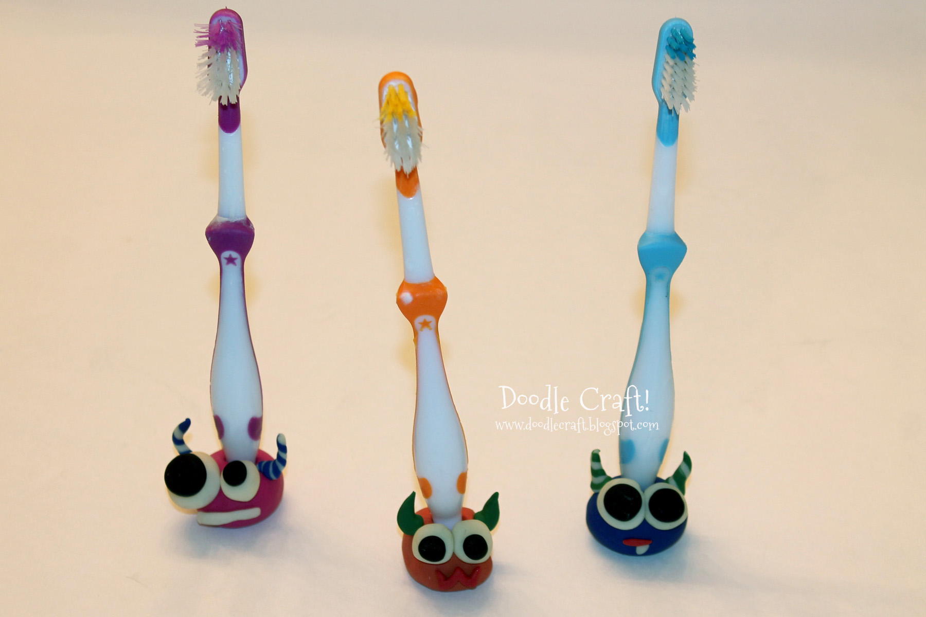 toothbrush buddy monsters keep kids organized little boys and girls.jpg