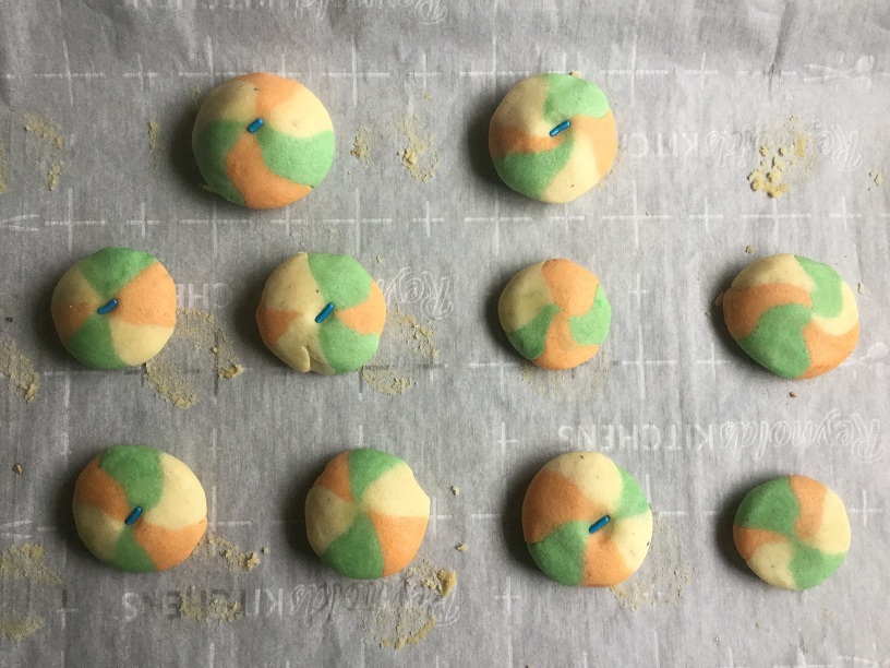 tricolor nankhatais unbaked.jpg