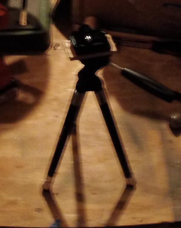 tripod.jpg