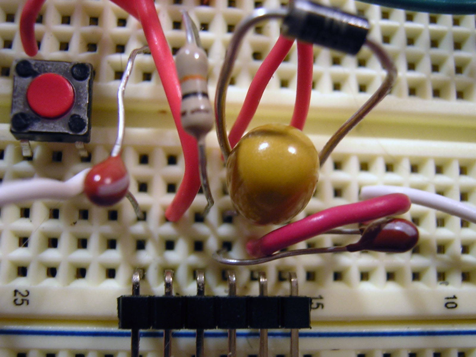 usb-bub-with-decoupling-circuit.jpg