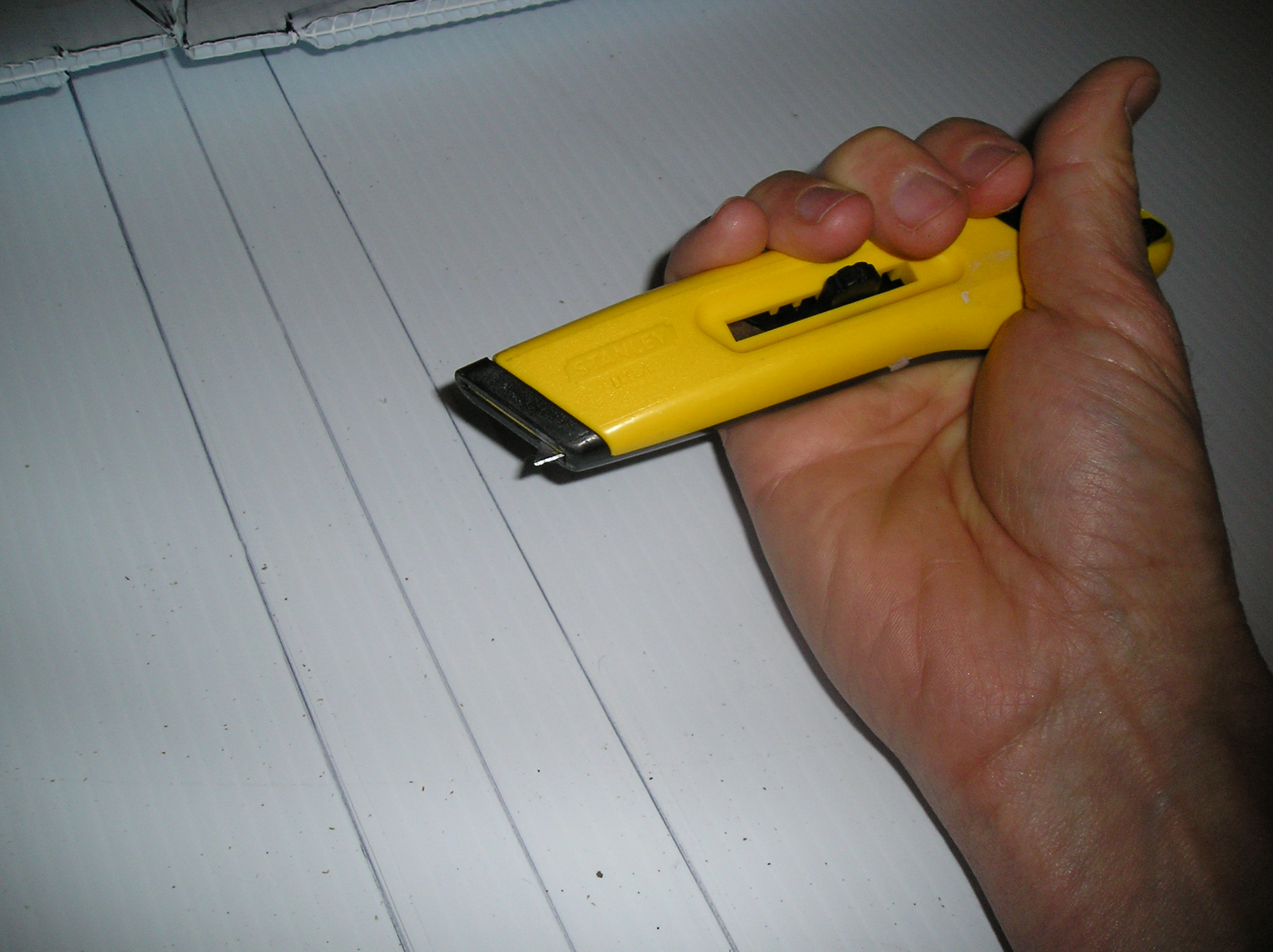 utility knife 1.JPG