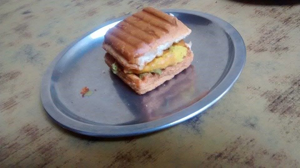 vada pav 12.jpg