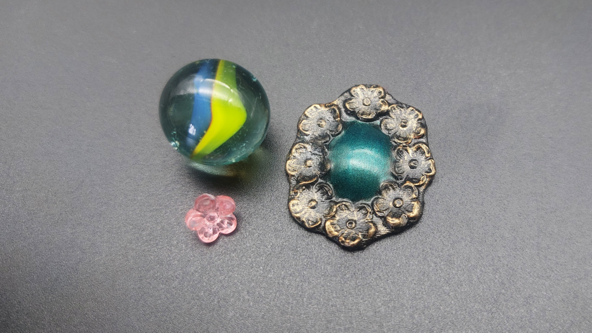 vintagegemstones-00;00;51;08.png