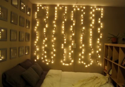 wall-of-christmas-lights-9.jpg