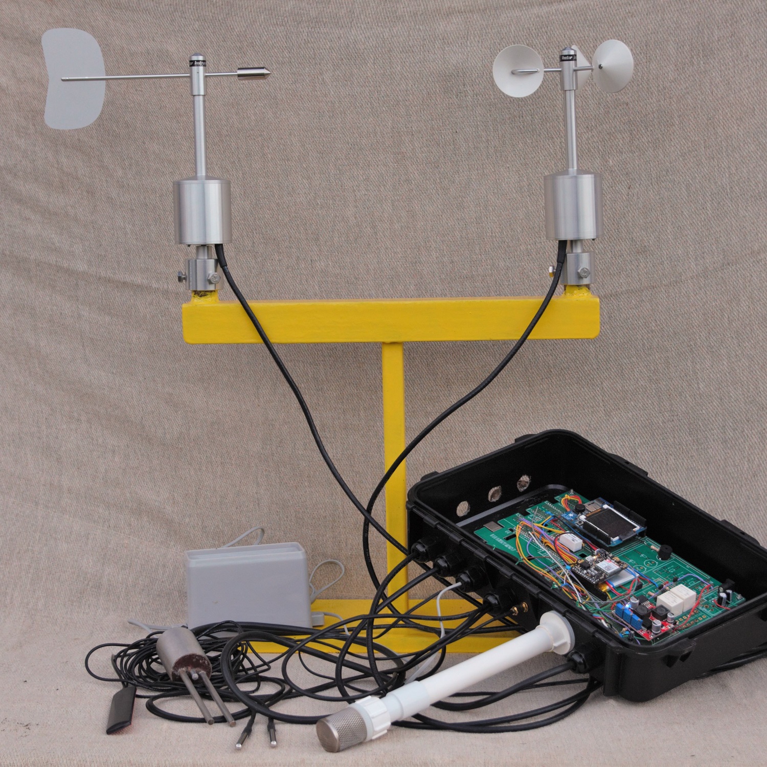 weather station 02 small.jpg