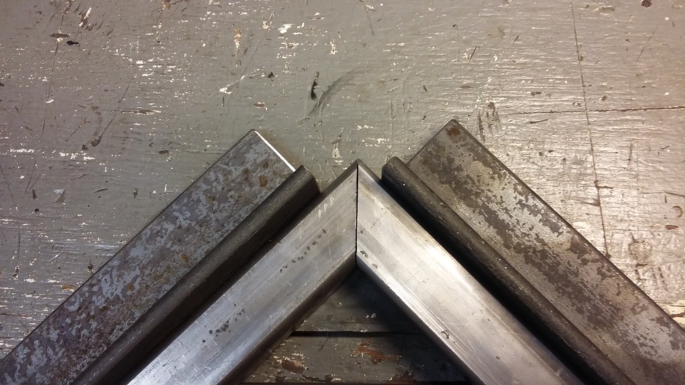 welding clamp inside corner.jpg