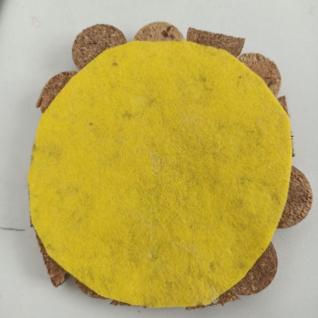 wine-cork-coaster-diy.jpg