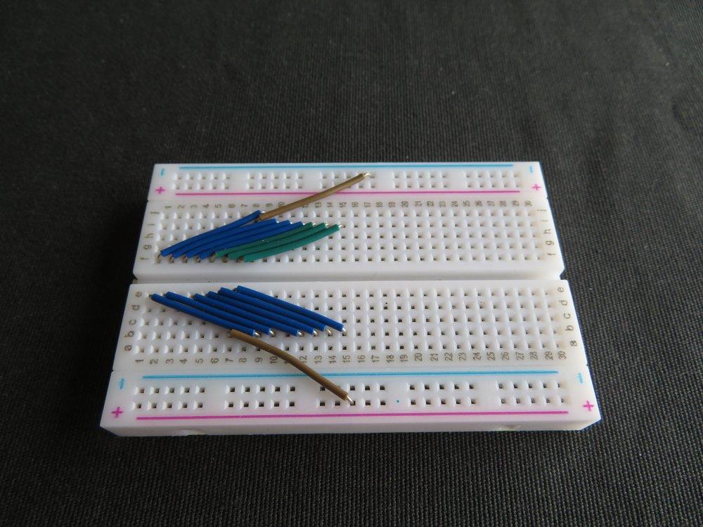 wires_breadboard.jpg