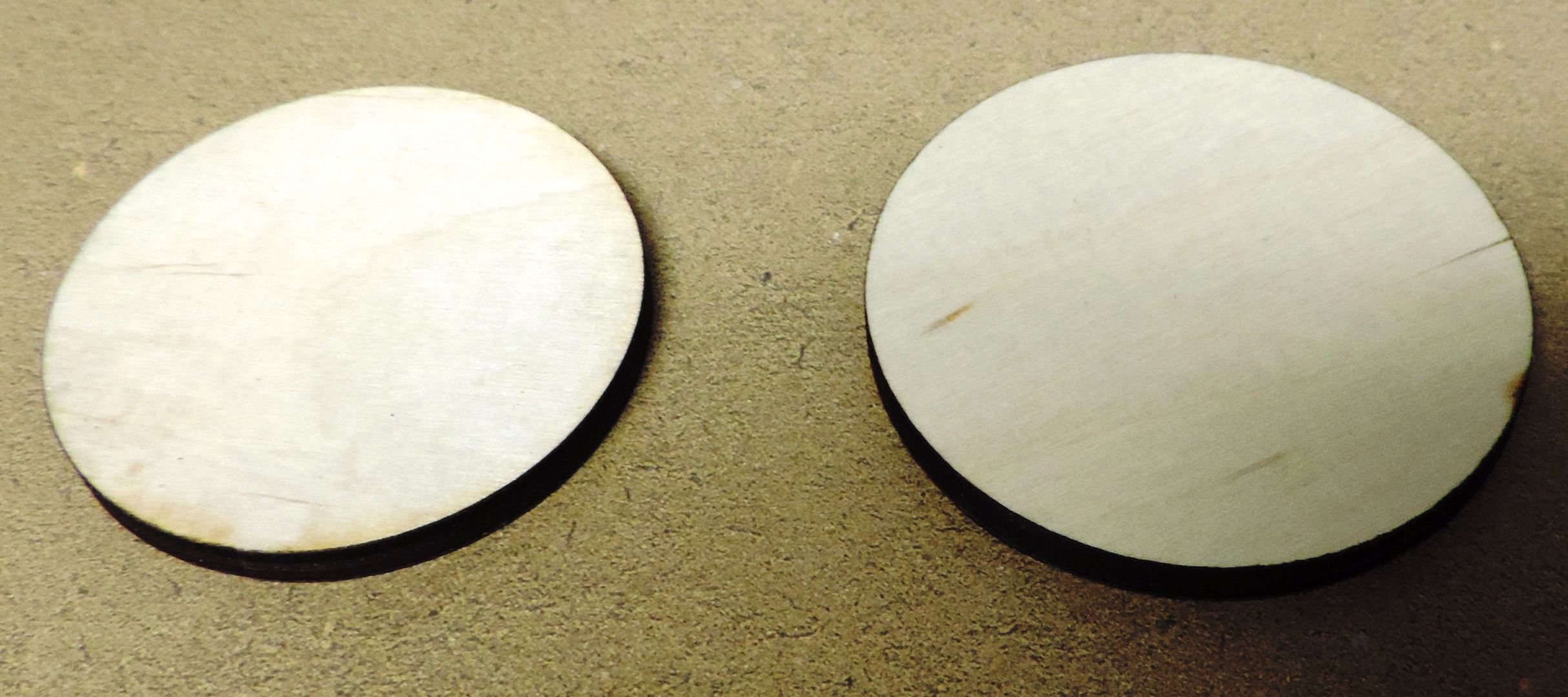 wood lid circles is and os.JPG