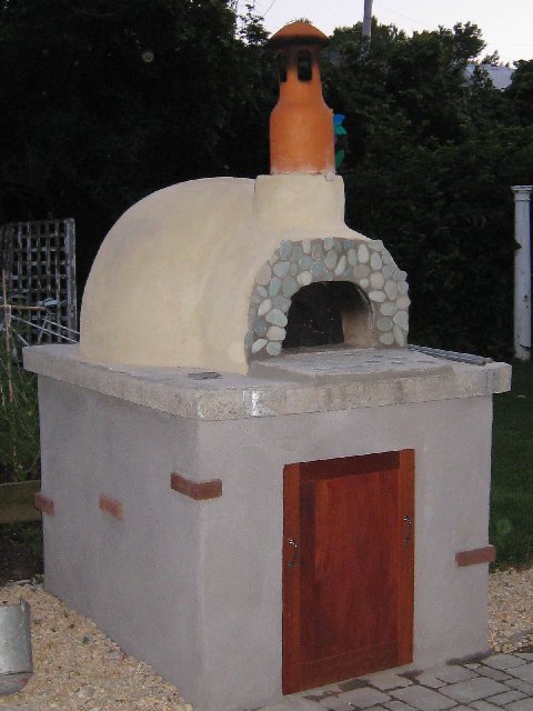 wood-oven-clay-chimney.JPG