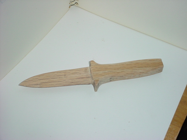 wooden knives  oil lamp 017.jpg