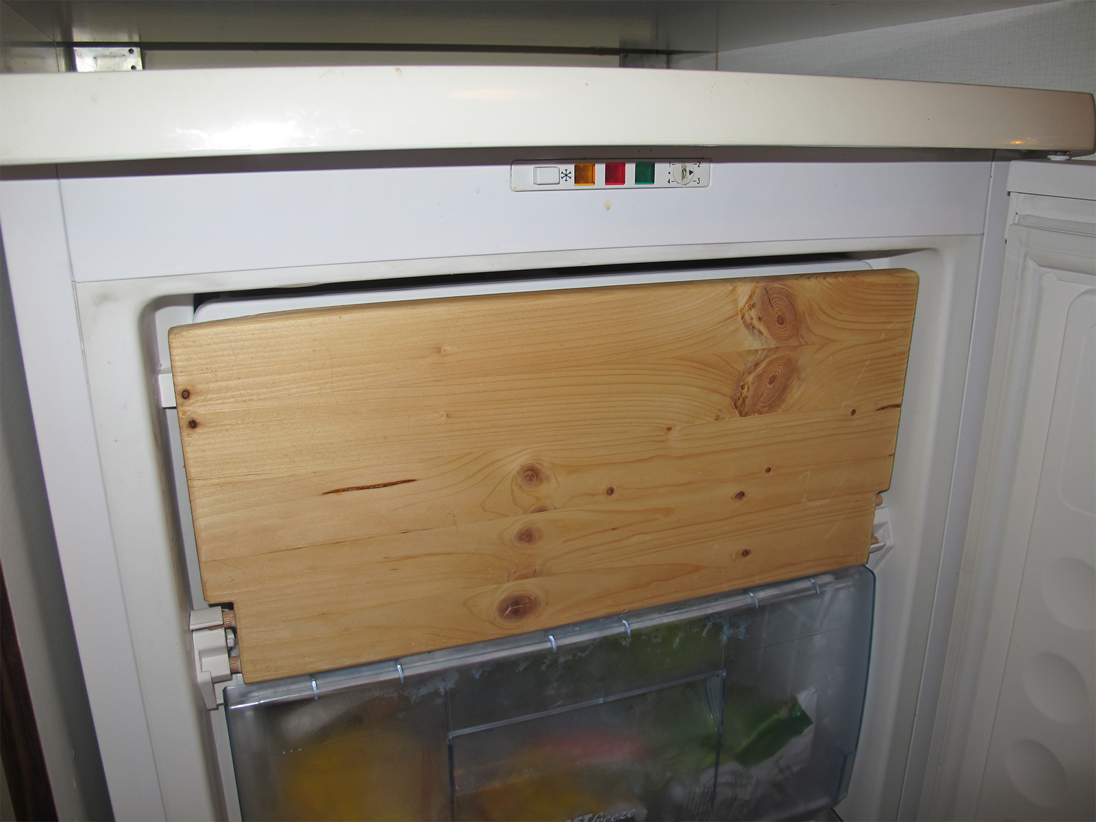 wooden_replacement_part_for_refrigerator_02.jpg