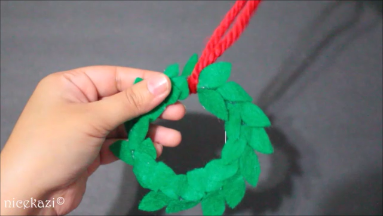 wreath06.png