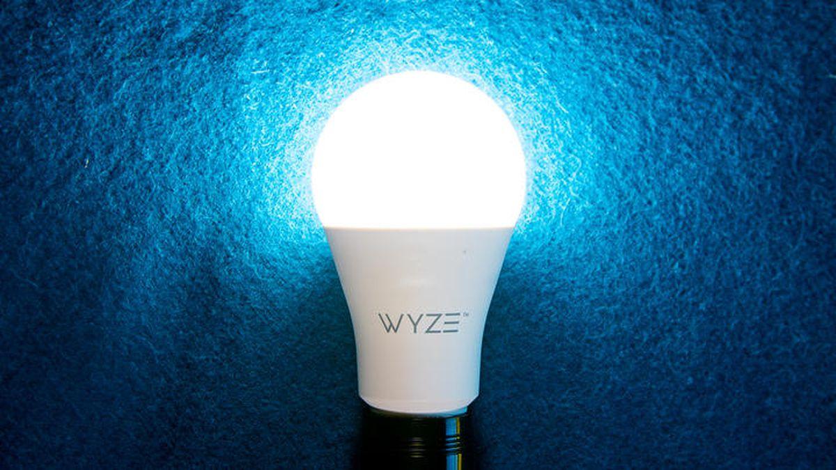 wyze-bulb-2-720.jpg