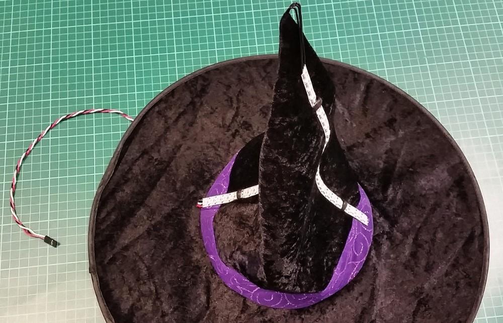 zip-halo-powered-halloween-dress-halo-hat-complete-microbit-870.jpg