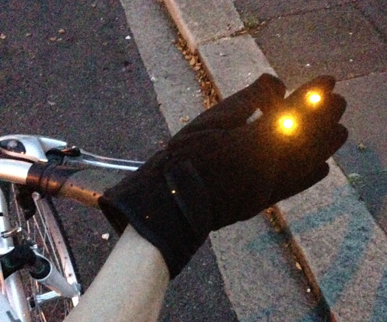 Cycle Indicator Gloves