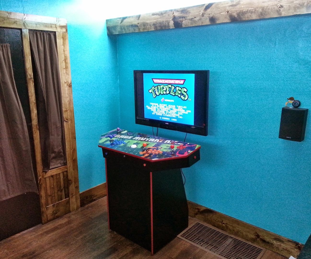 4-Player Pedestal Arcade Cabinet for MAME