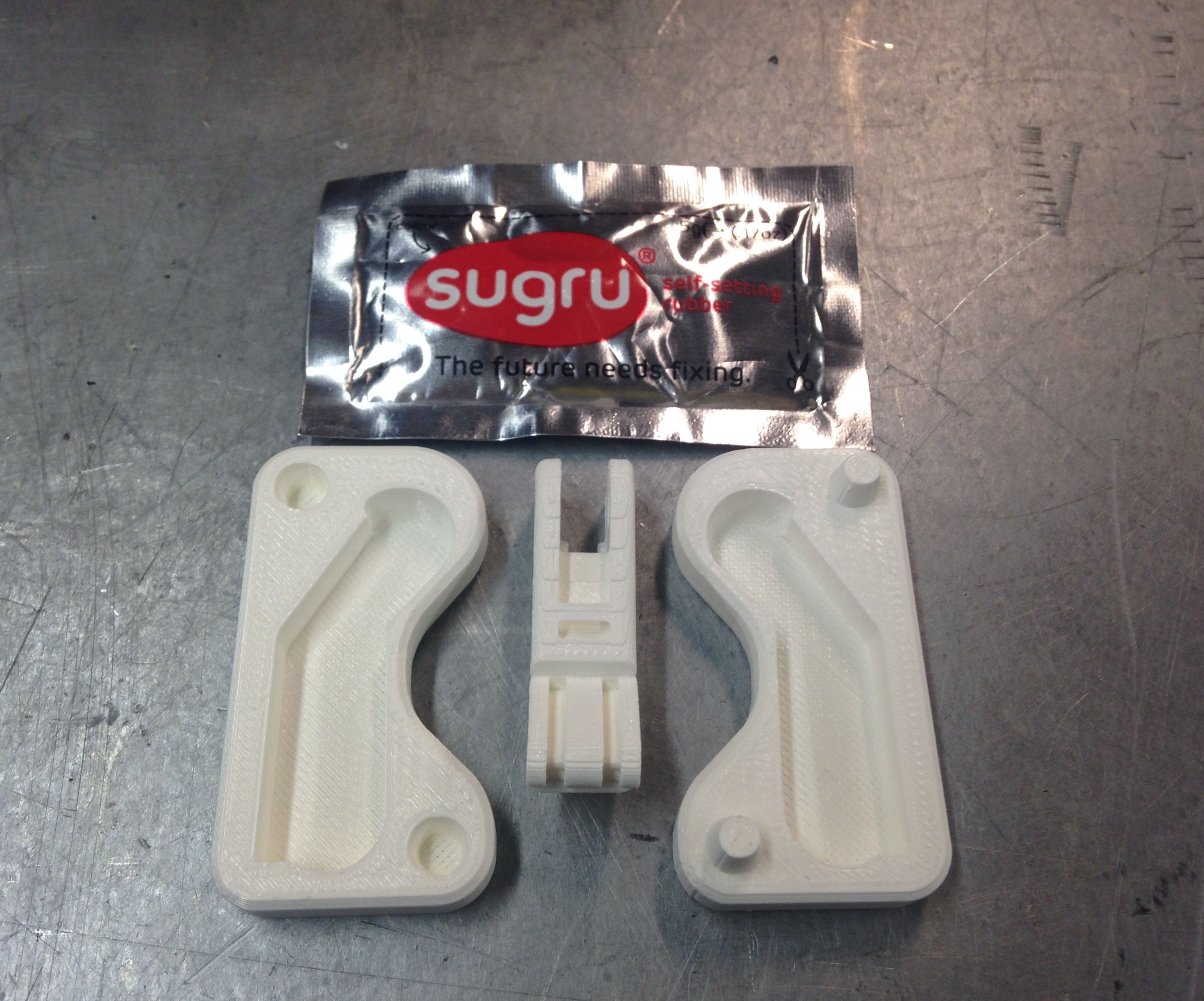 Sugru Overmolding Using 3D Printed Molds