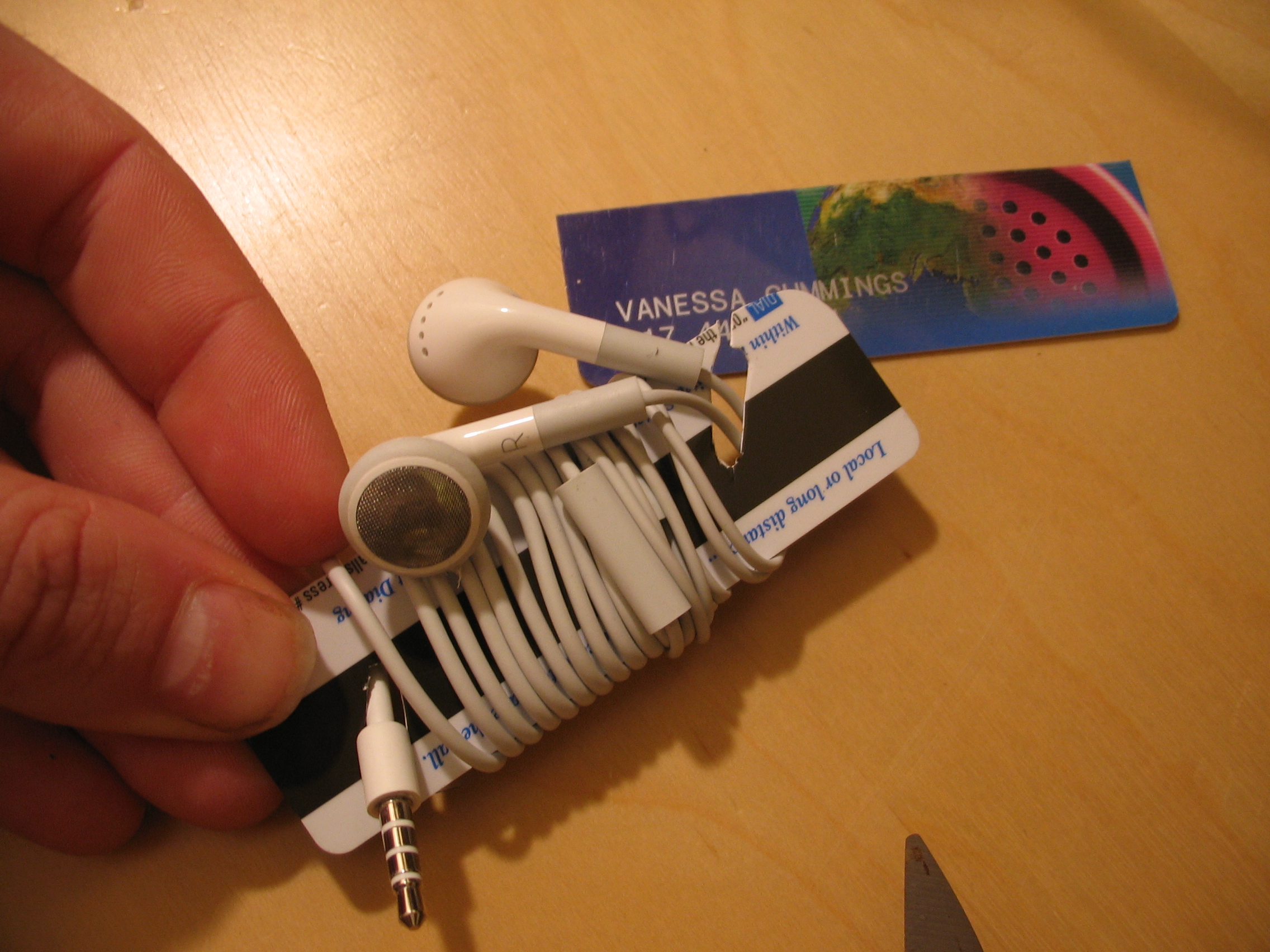 Earbud Cord Wrapper in 5 Minutes or Less!